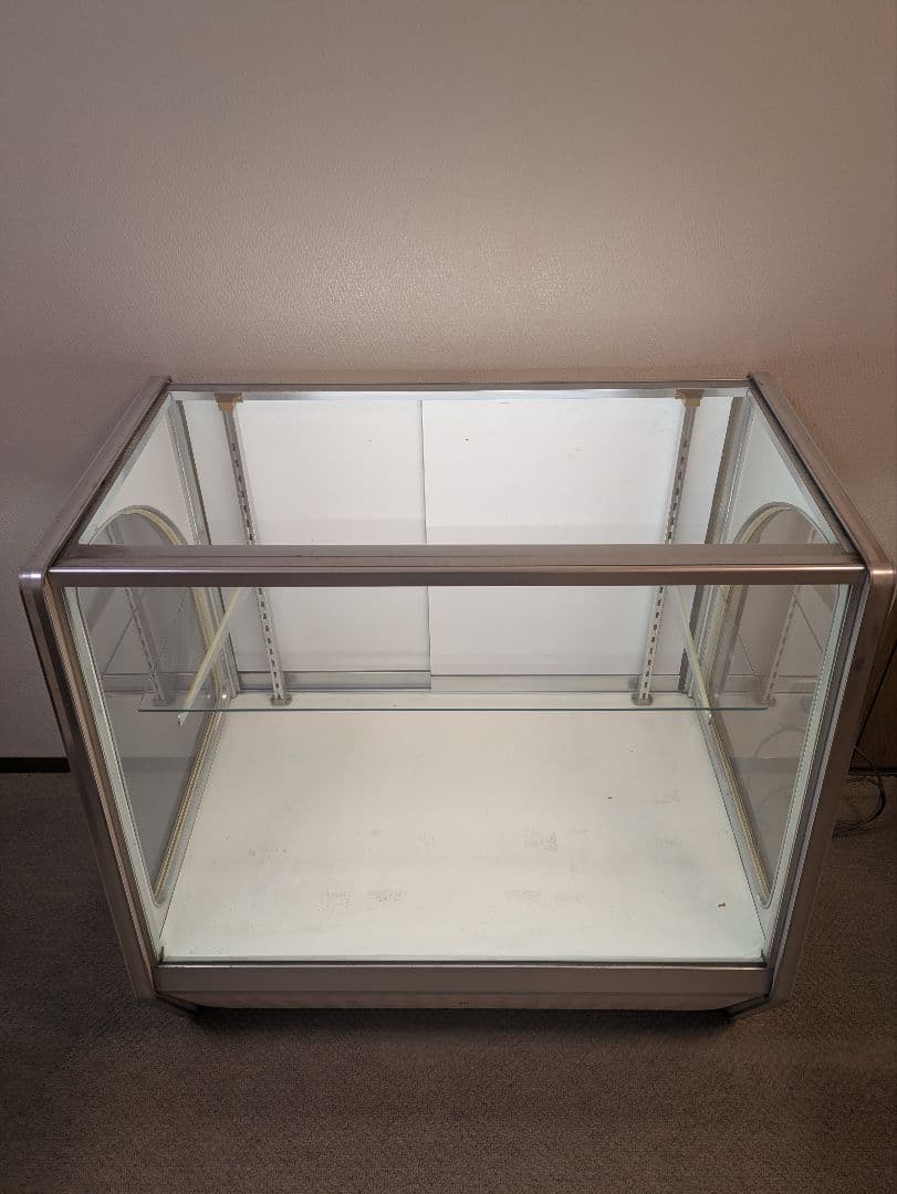 ヴィンテージ ガラスショーケース 陳列棚 照明付き中型 レトロ