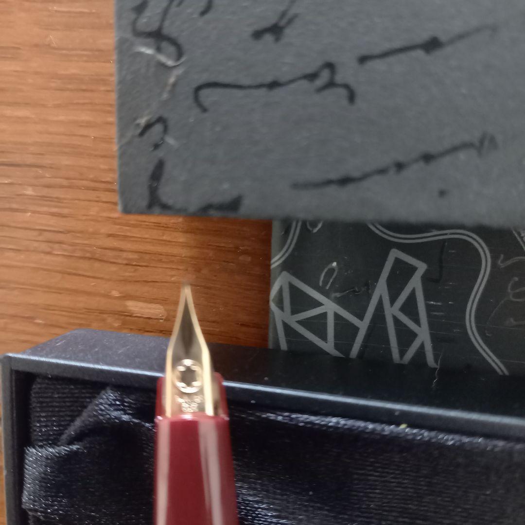 MONT BLANC バーガンディ 万年筆 EF 未使用
