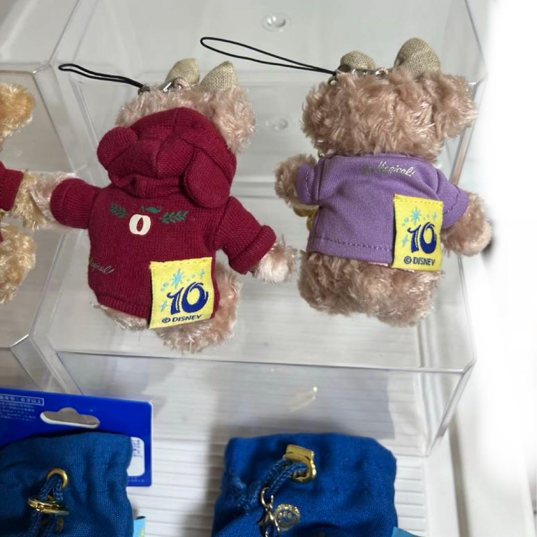 ディズニー、ダッフィー、シェリーメイぬいぐるみバッチ、10周年ストラップチェーン