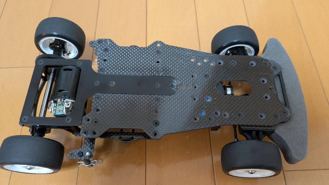 カワダ M300GT2Rシャーシキット おまけ付き