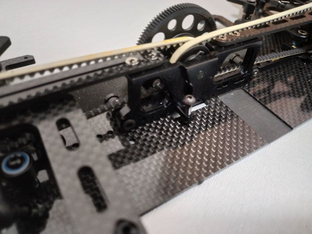 XRAY X4 2023 カーボンシャーシ