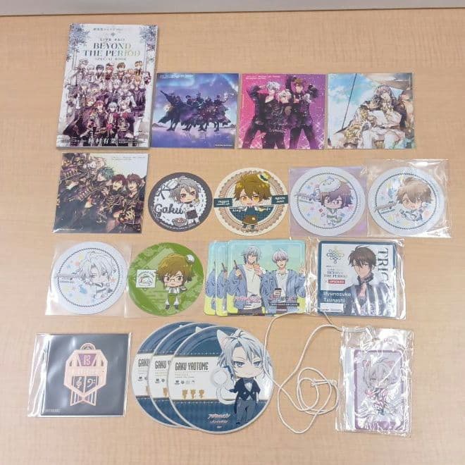 ❶アイナナ 紙類 特典 色紙 ぱしゃこれ 箔押しなど 大量 まとめ売り