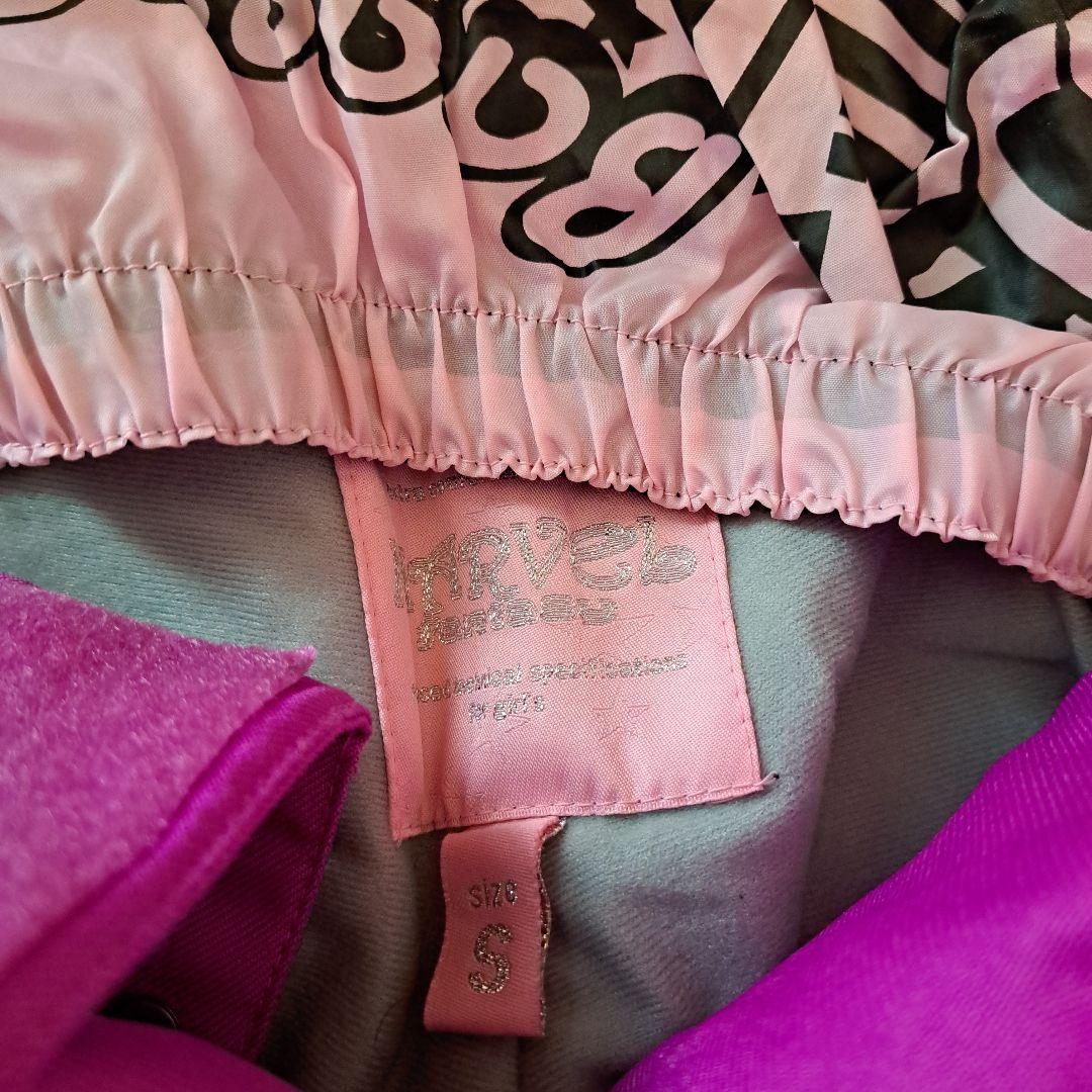 スノボーウェア上下　ゴーグル　手袋　プロテクター付き