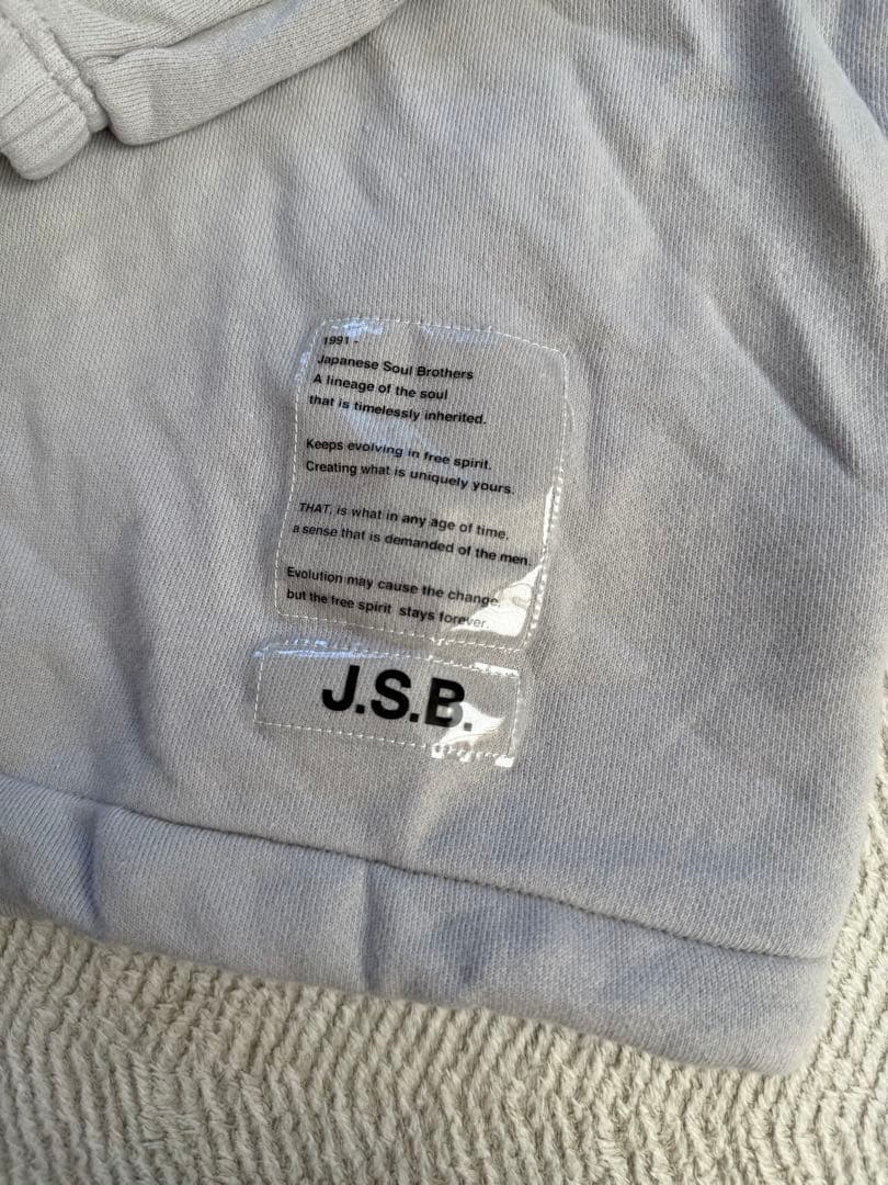 J.S.B. ジップアップフーディ グレー