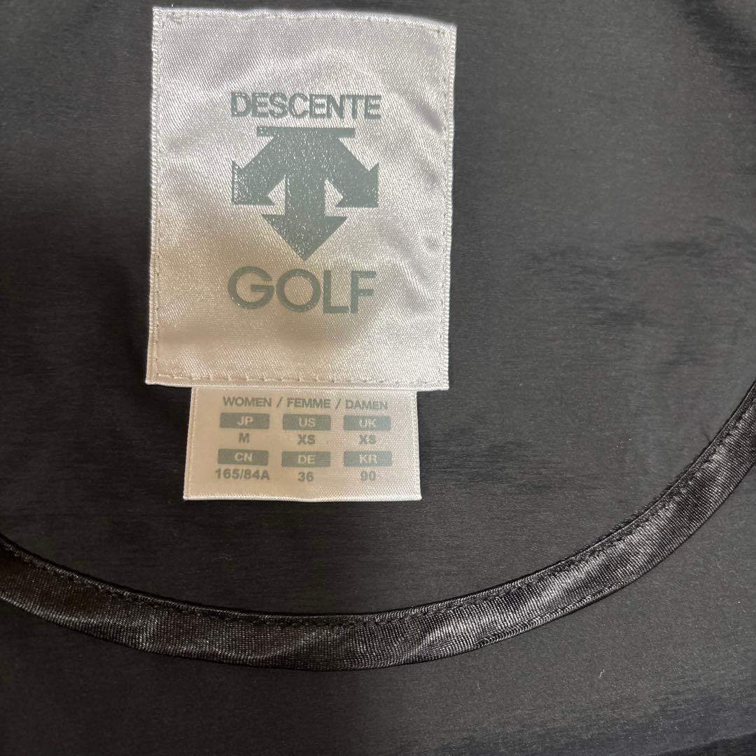 デサント　ダウンベスト　M 新品未使用　タグ取れ…お値下げ不可‼️