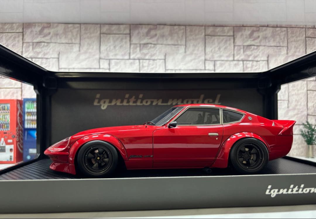 1/18ミニカー　イグニッションモデル　240Z フルワークス【新品】レッド