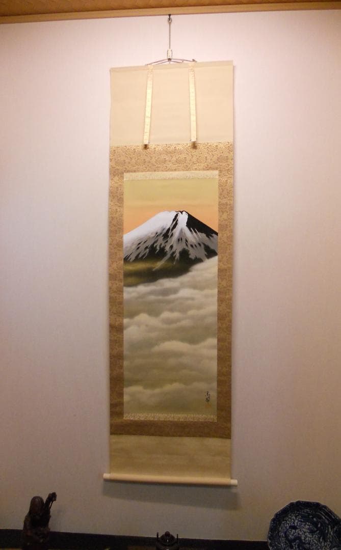 掛け軸 小野萬翠 富士 絹本 希少 軸装 茶道具 掛軸 美品 です。