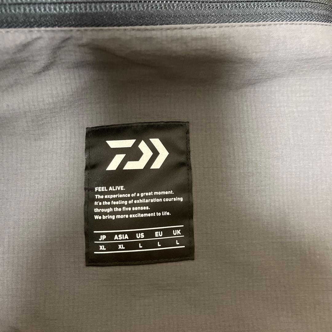 ダイワ　ネイティブクリークベスト XL グレー【未使用品】