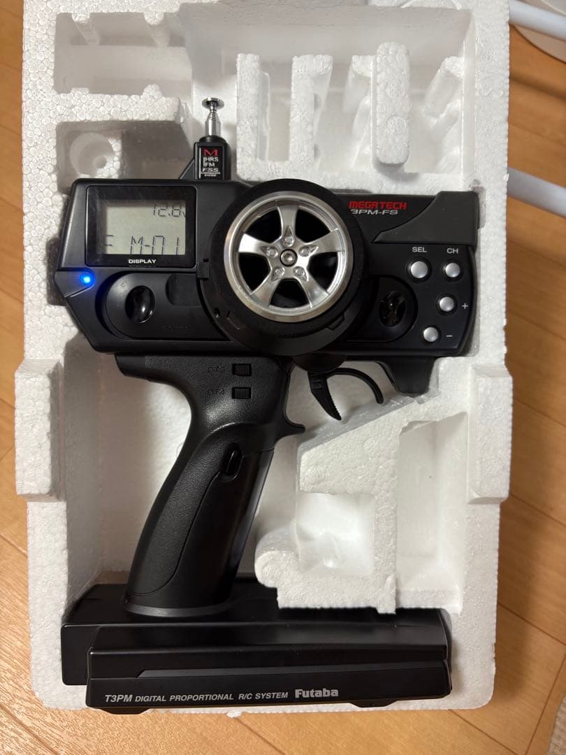 タミヤ4WDバギーDB01ドゥルガとフタバ3PMプロポ（説明書付き）のセット