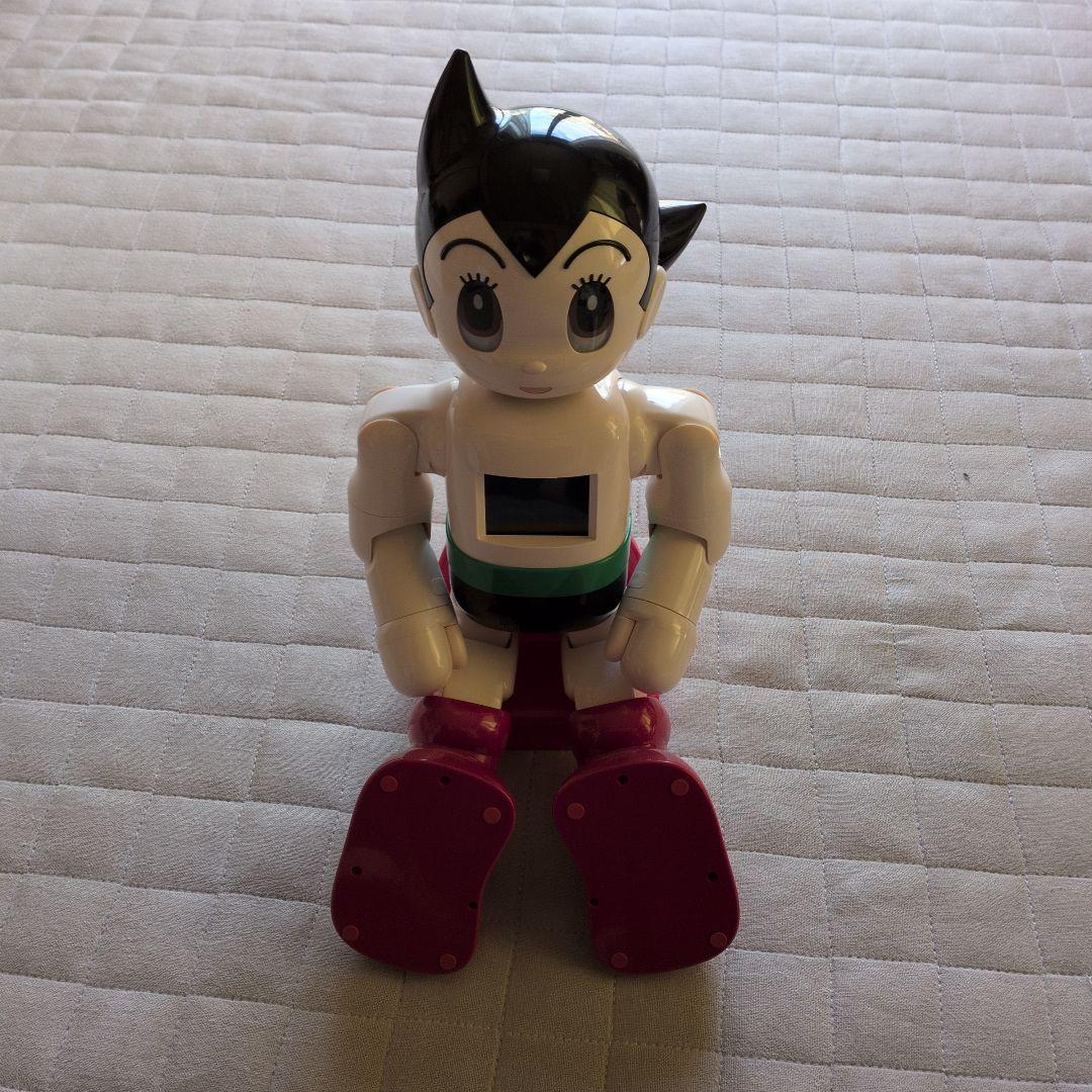 ATOM コミュニケーションロボット