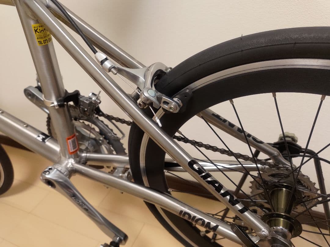 GIANT idiom 0 ミニベロ 20インチ オマケ付き！