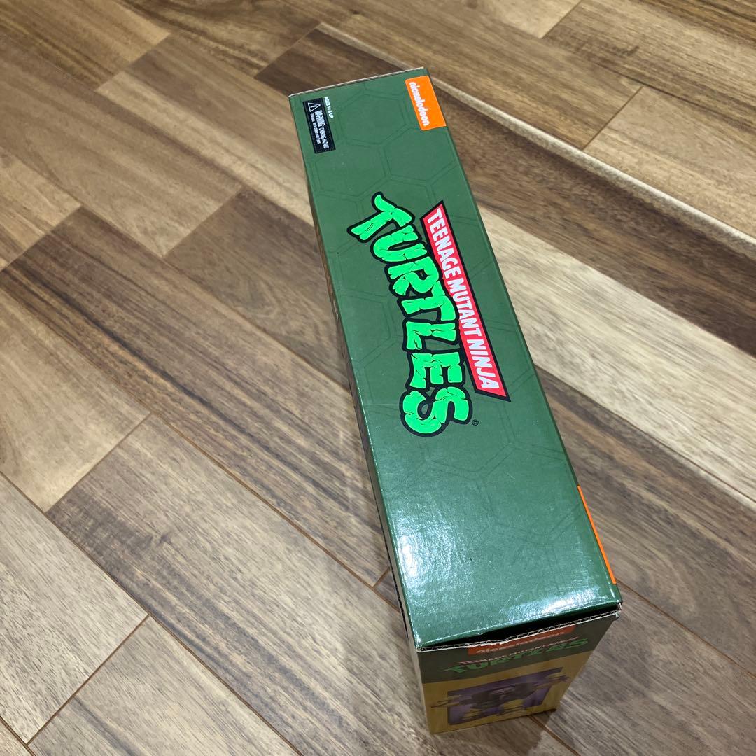 NECA ネカ　TMNTタートルズ エースダック&ミュータジェンマン