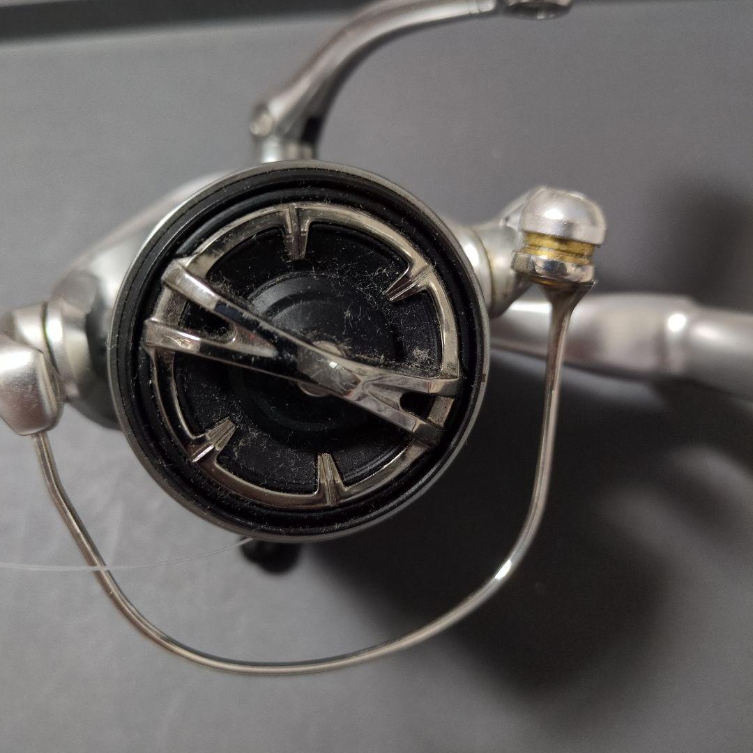 シマノ15 STRADIC 3000M スピニングリール