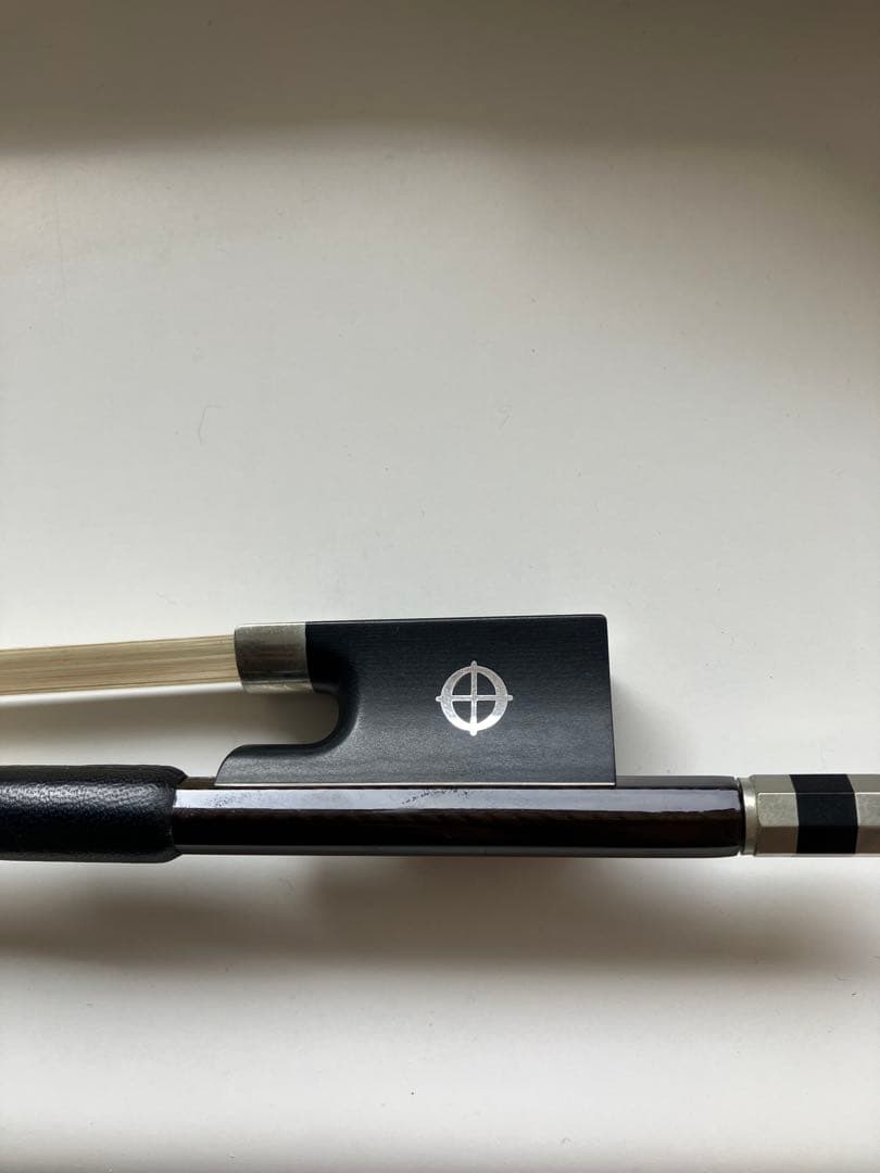 最終値下 新品CodaBow Diamond NX バイオリン4/4 カーボン弓