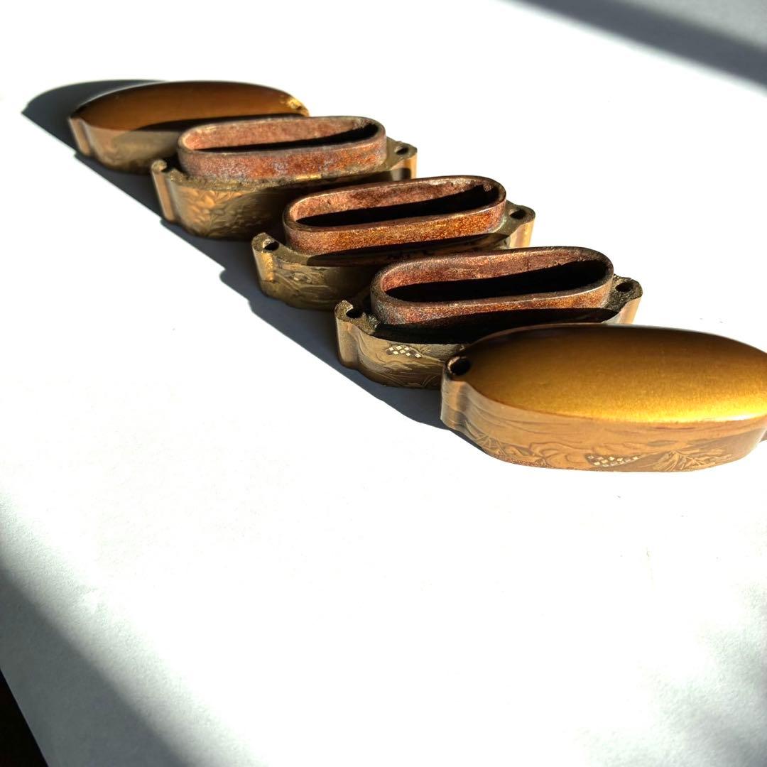 時代物　秋草金蒔絵　印籠　18