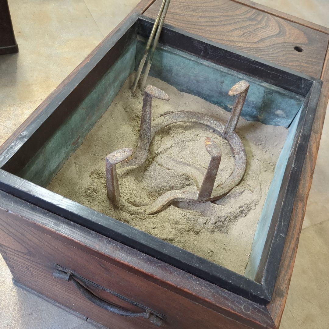 骨董 長火鉢 瓢箪五徳、火箸、灰付き 引き出し 関東火鉢 小振り