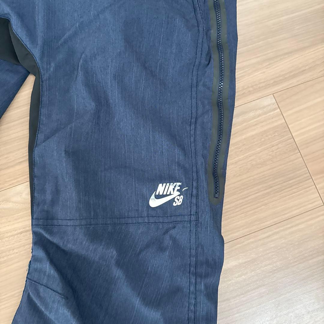 セール　NIKE SB スノーボード　ウェア　ナイキ　