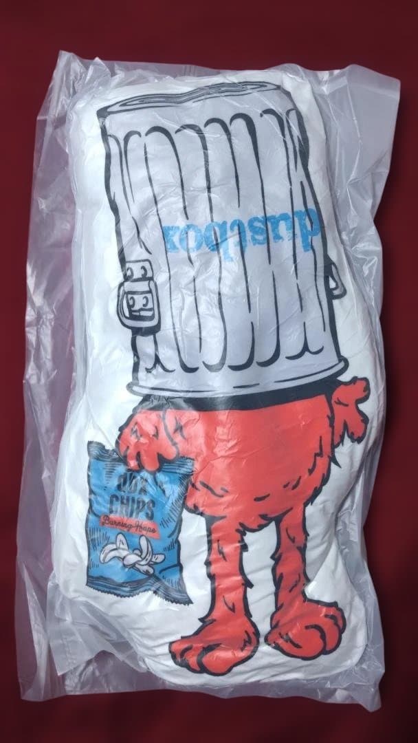 dustbox 2025クッション ノベルティグッズ付き