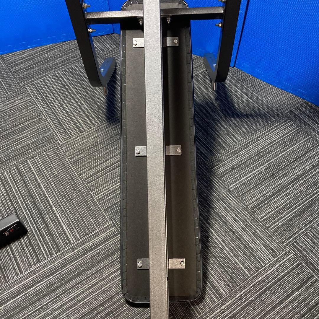 ベンチ台。 ファイティングロード