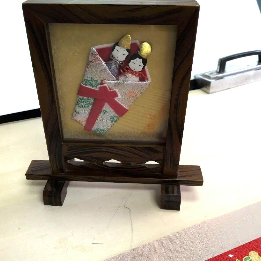 ひな祭り 掛け軸と布細工の寸松庵色紙とミニ衝立の 2点セット