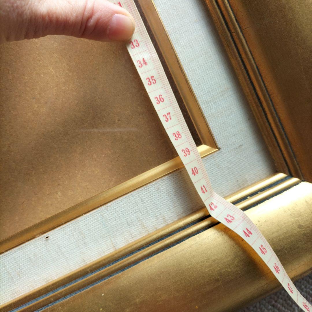 マットなゴールドの額縁　アンティーク雑貨
