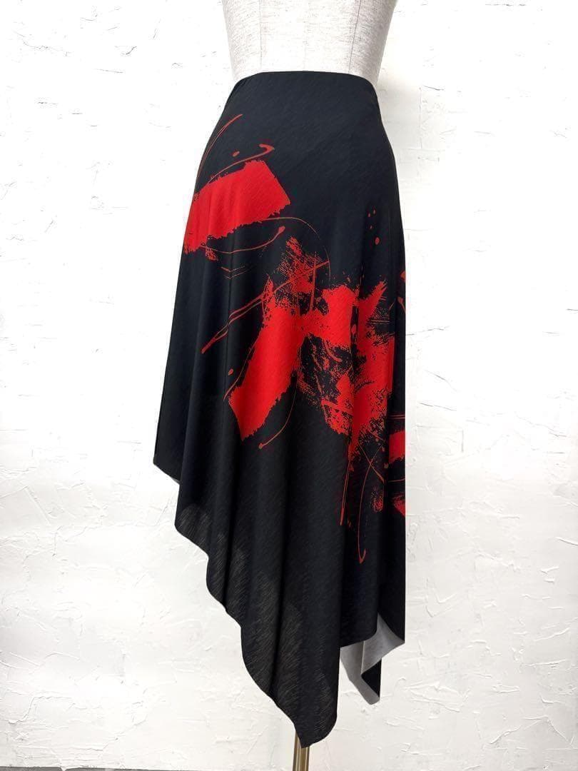 【ラテン】新品　黒　ツーピース　ドルマンセットアップ　赤黒　ｒ759