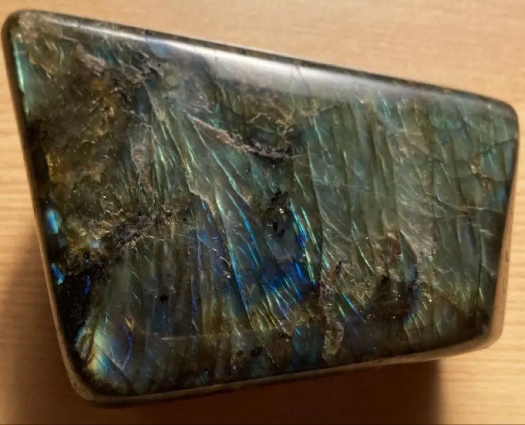 ✨週末限定セール✨ラブラドライト特大924g マダガスカル産 ブルーシラー磨き