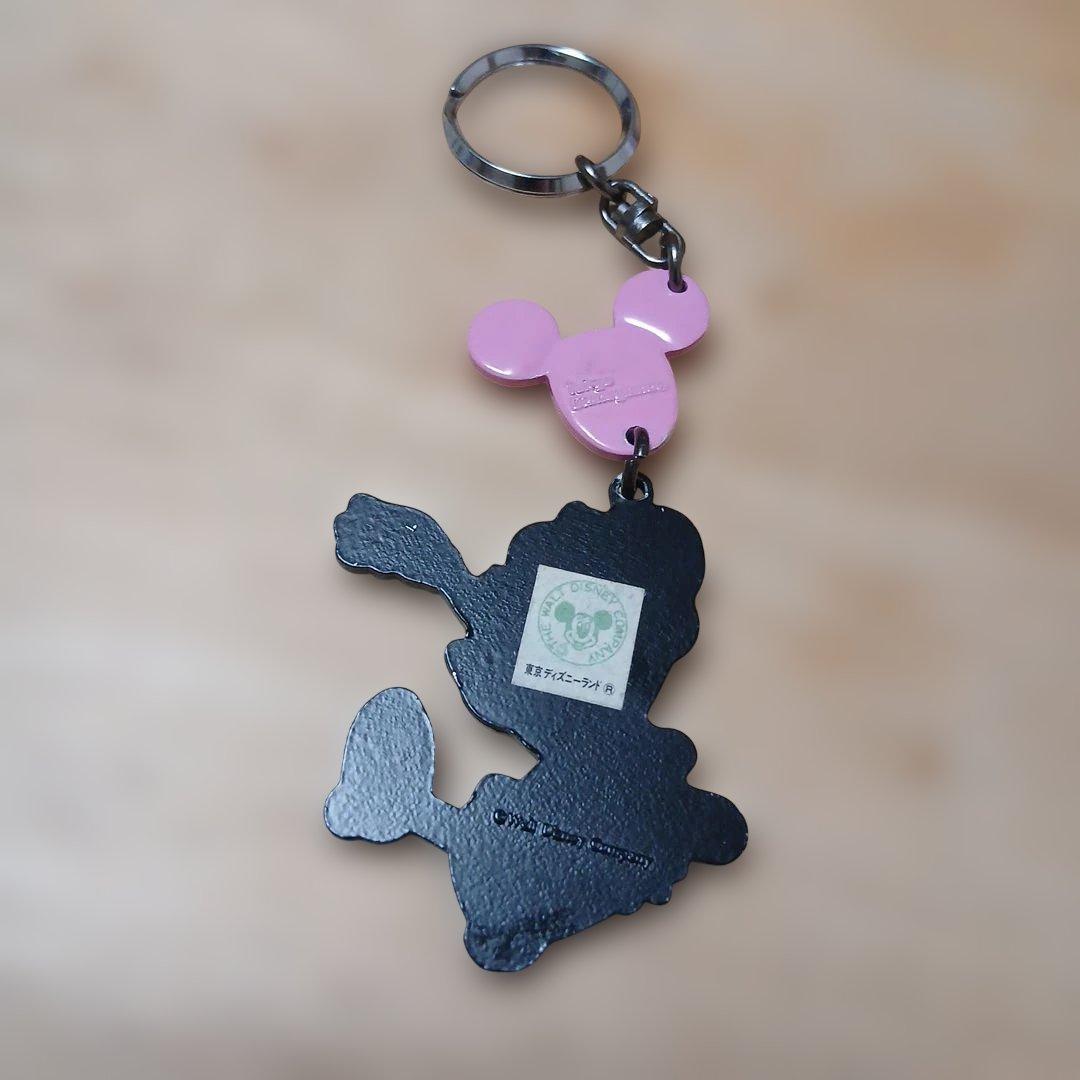 ミッキーとミニーのキーホルダー　4体セットです。