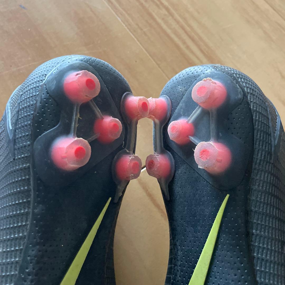 NIKE マーキュリアルヴェイパー14