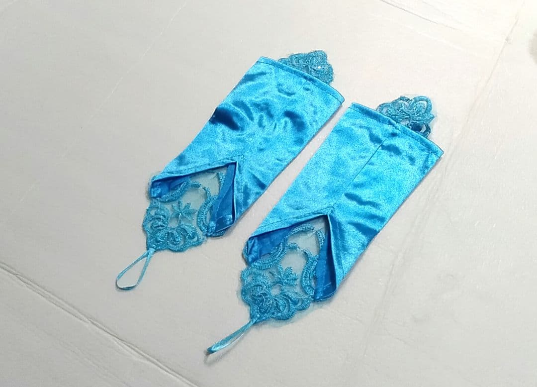 ベリーダンス衣装ブルー オリエンタル アームカバー付M-L水色マーメイドフレアー