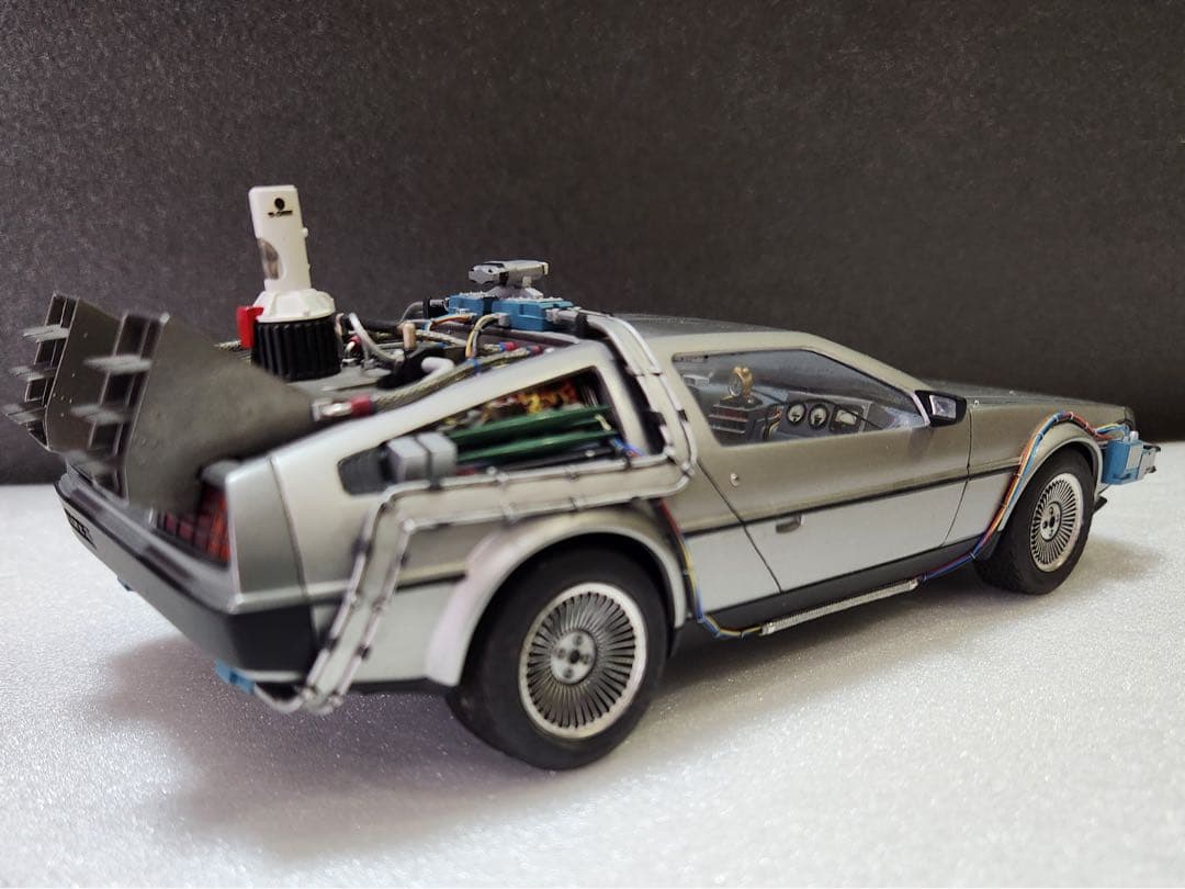 な*か様 ★バックトゥザフューチャー　デロリアン号　フライングバージョンにトラン