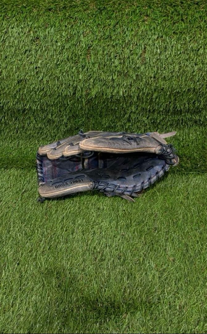 野球グラブ　グローブ　一般軟式大人用　投手用　ZETT 岩隈久志モデル