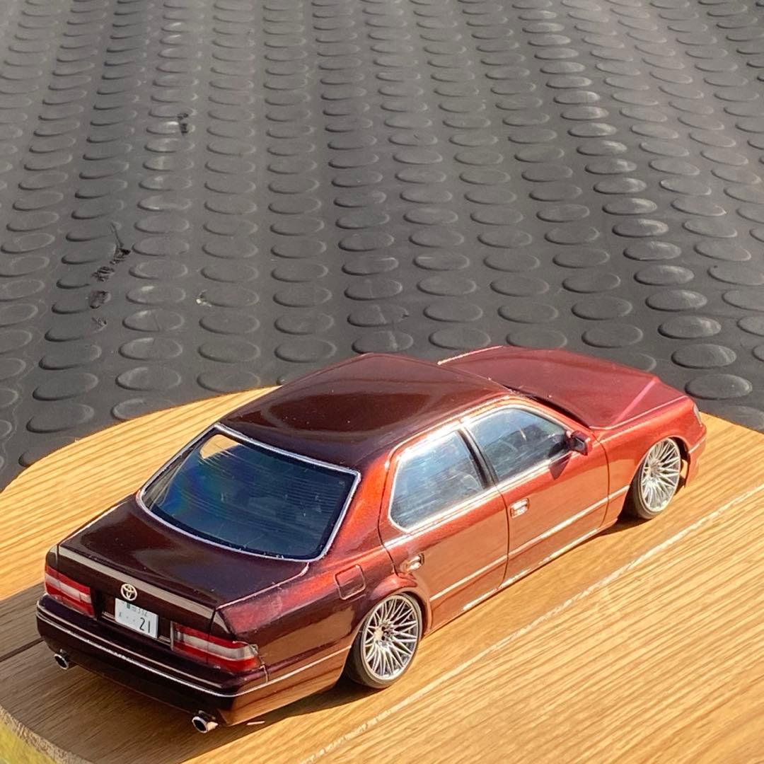 プラモデル完成品　アオシマ 1/2421セルシオ　 リア叩き出し風フェンダー