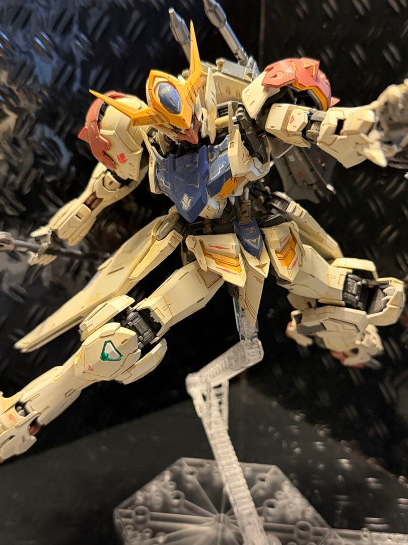 MG ガンダム　バルバトスルプス　完成品