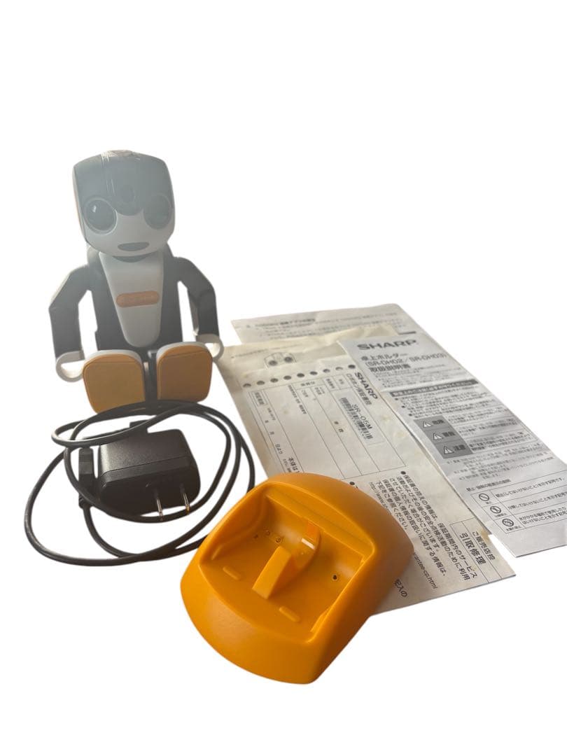 SHARP ロボホン　SR-05M-Y（おすわりタイプ・WiFi利用）