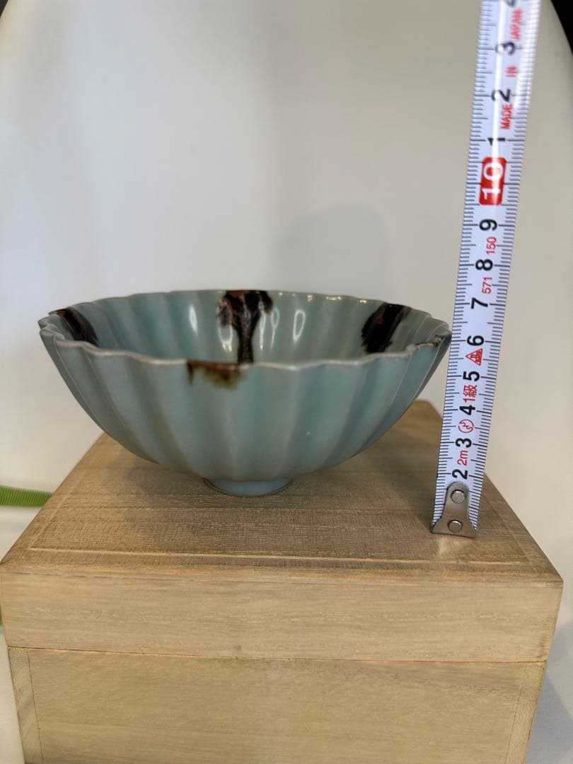 明代　龍泉窯 青磁碗 共箱付き
