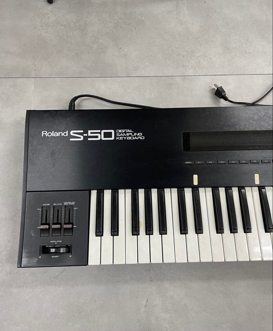 t*a様 Roland S-50 デジタルシンセサイザー