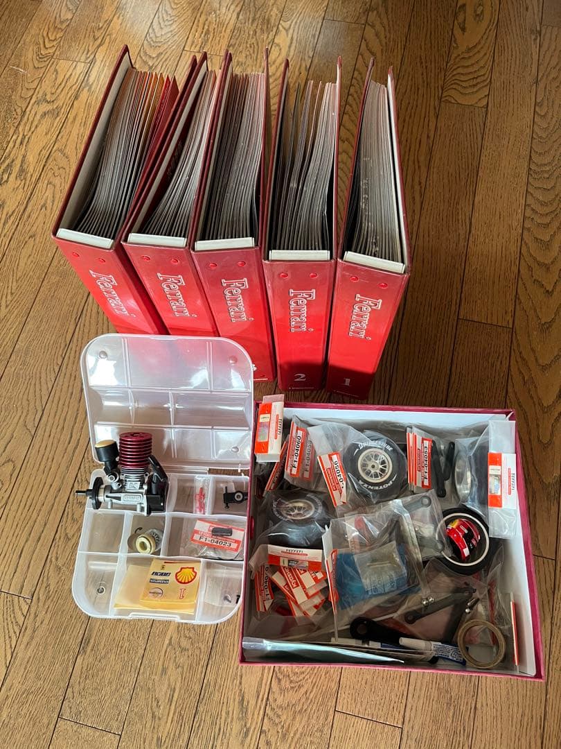 【廃盤品】週刊フェラーリ　ラジコンカー プラモデル　1〜100巻セット