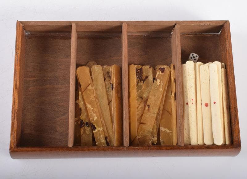 中国　竹嵌　骨牌　背竹牌　麻雀牌　木箱付　D　8693