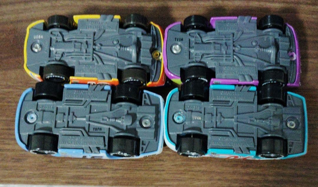 カーズマテル　ピストンカップレーサー　13台セット