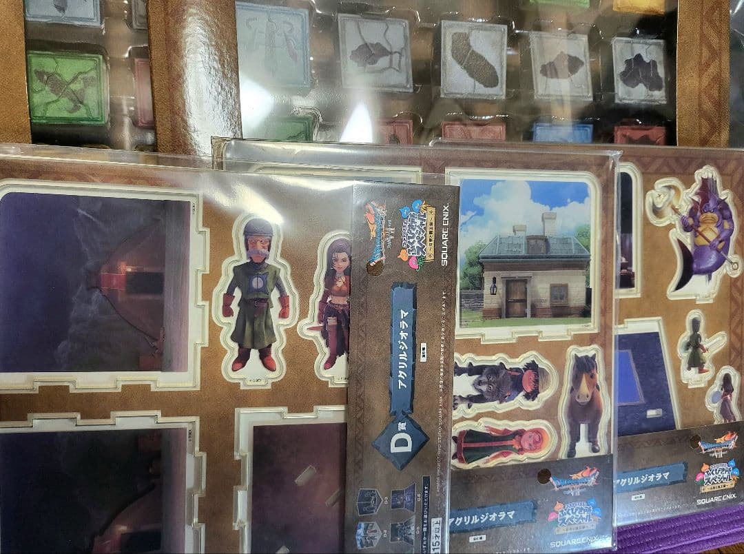 【一番くじ - ラストワン + A・B・D・E 賞 + おまけ】新品・未開封 !