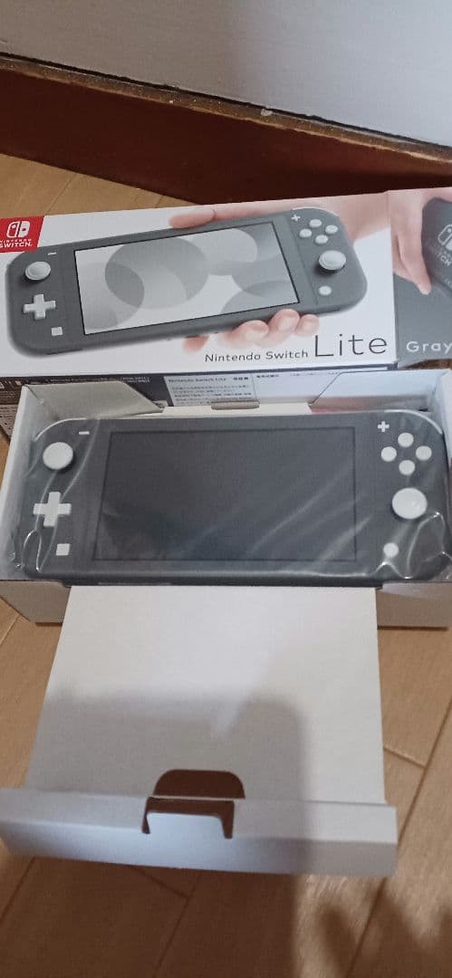 【新品未使用】Nintendo Switch Lite 3台セット