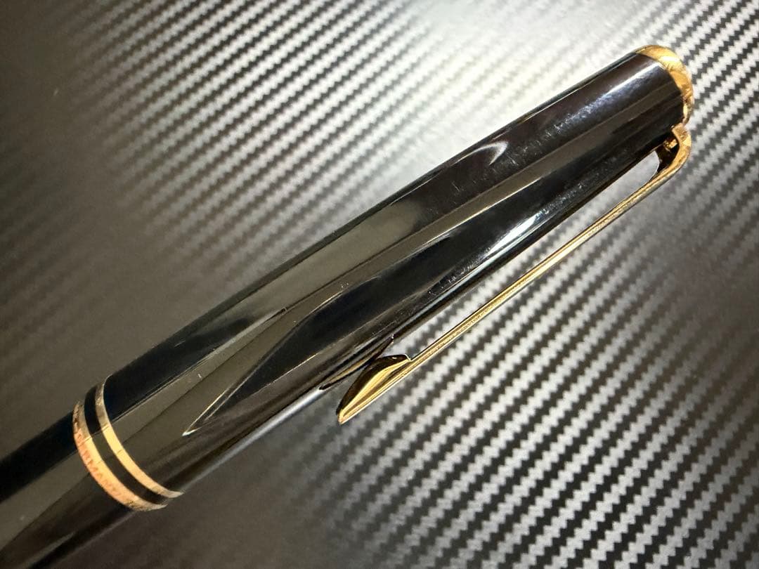 極美品 モンブラン クラシック ブラック F 細字 万年筆