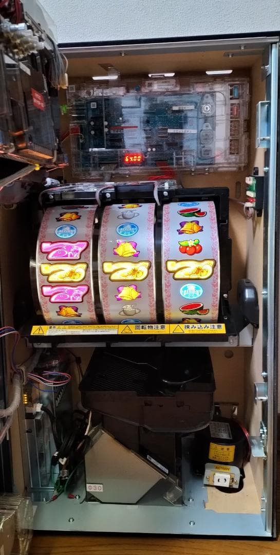 【パチスロ実機】KPE★GI優駿倶楽部【不要機付】