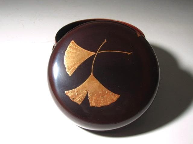 ☆　和田喜太郎　瑾斎　銀杏蒔絵　溜平棗　裏千家　十四代　淡々斎の花押☆y619