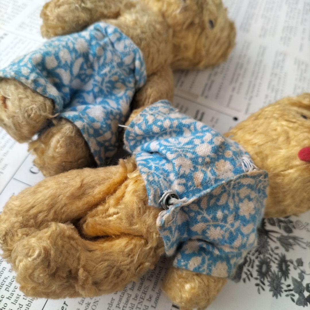 ★注意★出品は左のベアのみ。右のベアは販売済み　イギリス　ビンテージ　ベア