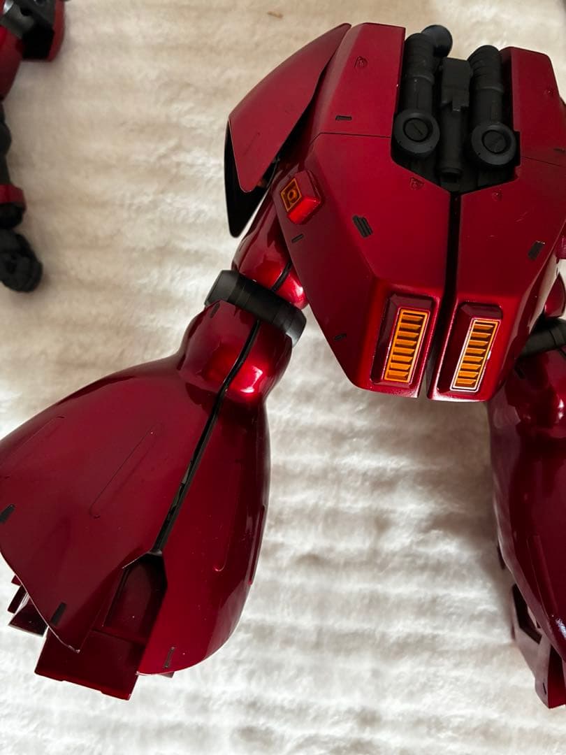 MG 1/100 サザビー 全塗装 完成品 メタリックレッド 塗装済 ガンプラ