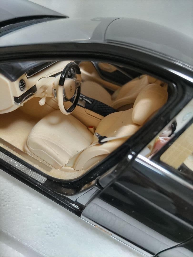 1/18 AUTOart S600 プルマン 黒