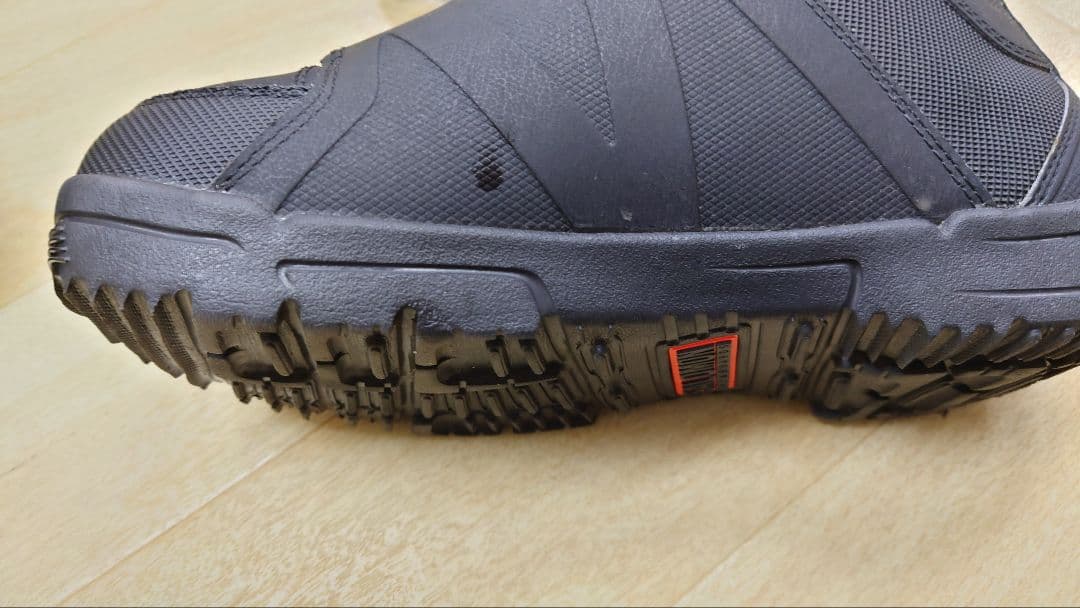 ＊美品Salomon 　FACTION スノーボードブーツ 黒サイズ26.5cm