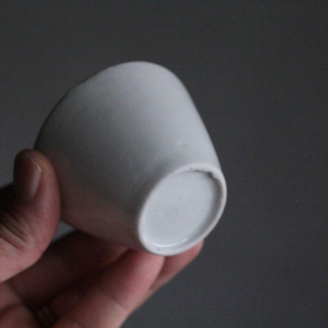 小ぶりな 古伊万里 ちょこ 盃 ぐい呑み 酢猪口 古美術 古道具 アンティーク